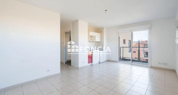 À vendre Studio 27.58 m² - Montélimar 26200