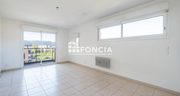 À vendre Studio 27.58 m² - Montélimar 26200
