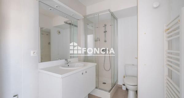 À vendre Studio 27.58 m² - Montélimar 26200