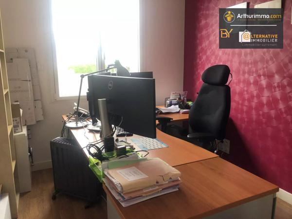 Location Local commercial 6 pièces 131 m2 à Châteaubourg