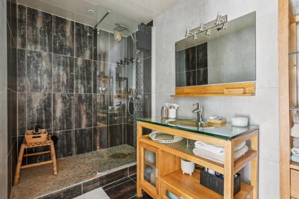 - 91830 LE COUDRAY-MONTCEAUX - DUPLEX EN DERNIER ETAGE AVEC ASCENSEUR - 30M2 DE TERRASSES - SEJOUR CATHEDRALE - VUE ARBOREE SANS VIS A VIS - PARKING -