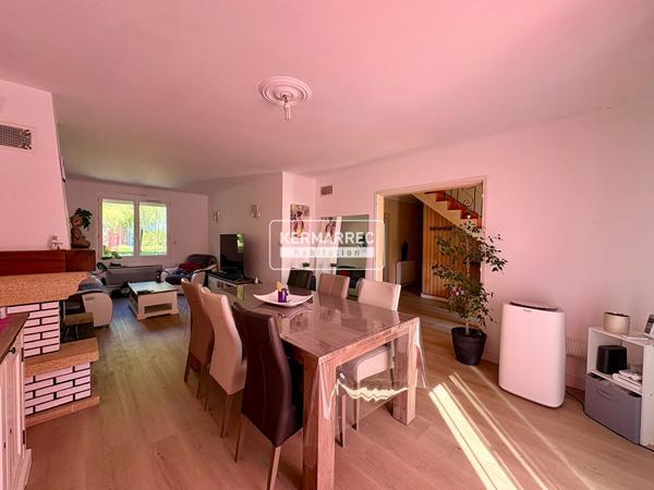 Maison 5 pièces – 132 m² environ à Saint-Joachim (ref : 79280M)