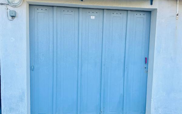 Appartement à vendre    3 pièces • 71,07 m2 Marseille 7