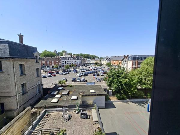 Vente                                                      Appartement
                        
                     4 pièces                      72 m2                     à Gisors