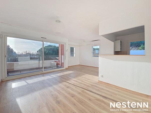 CASTANET-TOLOSAN - Appartement T4 rénové - Dernier étage - Terrasse plein sud - Garage + cave en sous-sol