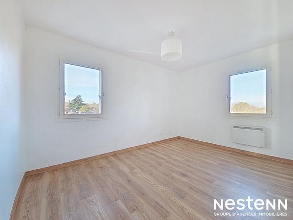 CASTANET-TOLOSAN - Appartement T4 rénové - Dernier étage - Terrasse plein sud - Garage + cave en sous-sol