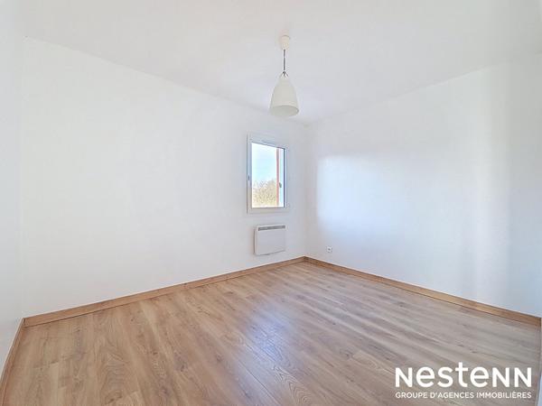 CASTANET-TOLOSAN - Appartement T4 rénové - Dernier étage - Terrasse plein sud - Garage + cave en sous-sol