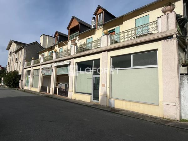 Achat immeuble Capvern - 24 pièce(s) - 640 m² - 193 000 €