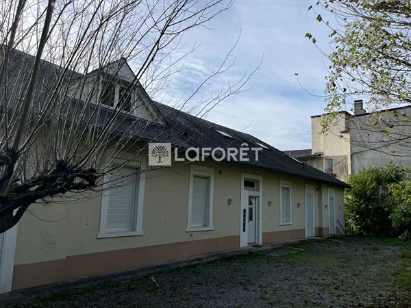 Achat immeuble Capvern - 24 pièce(s) - 640 m² - 193 000 €