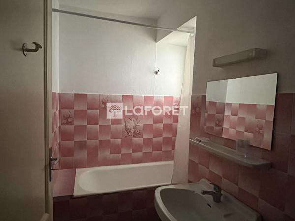 Achat immeuble Capvern - 24 pièce(s) - 640 m² - 193 000 €