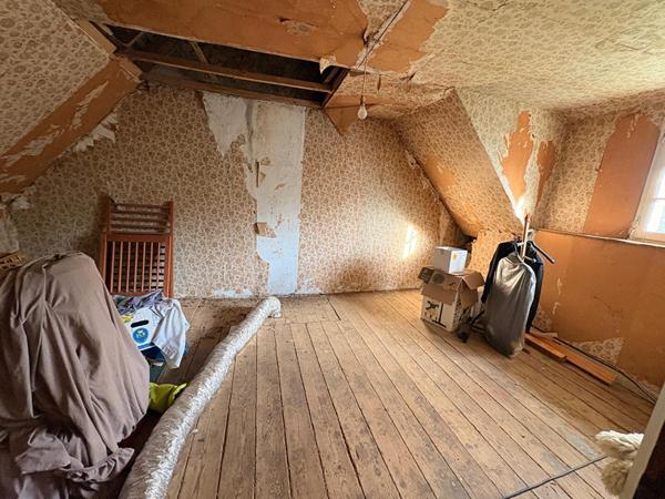 Corps de ferme Saint-Michel-en-Grève, 8616 m² de terrain.