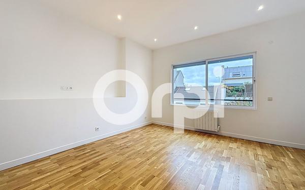 Appartement à louer    2 pièces •  Montrouge