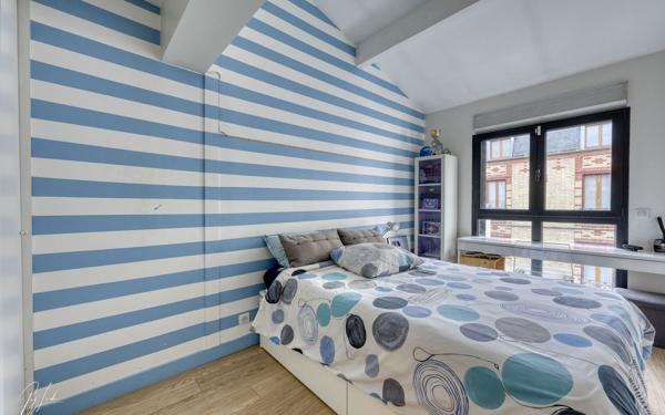 Maison à vendre    5 pièces • 175 m2 Boulogne-Billancourt