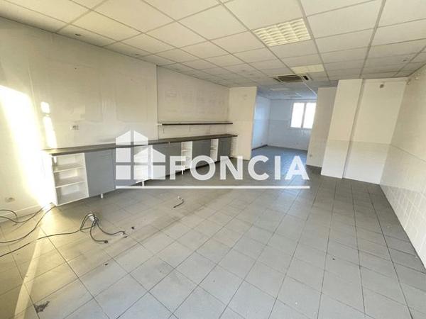 Location Local commercial 1 pièce 45.6 m² - LES POMMIERS Vallauris 06220