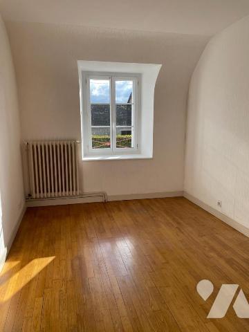 Maison de 120m² avec dépendances sur terrain de 844m²