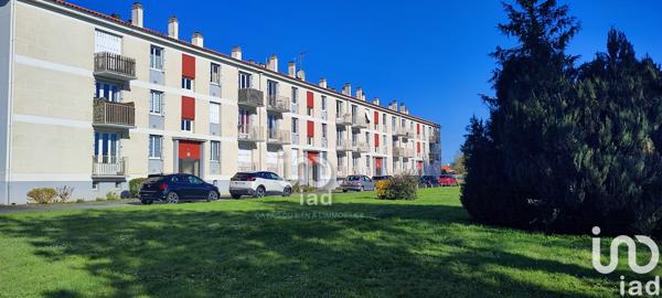 Location appartement 3 pièces 57 m² Fontenay-le-Comte