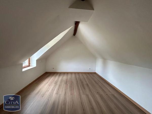 Maison à louer 2 pièces 51m² Lignières-de-Touraine (37130)