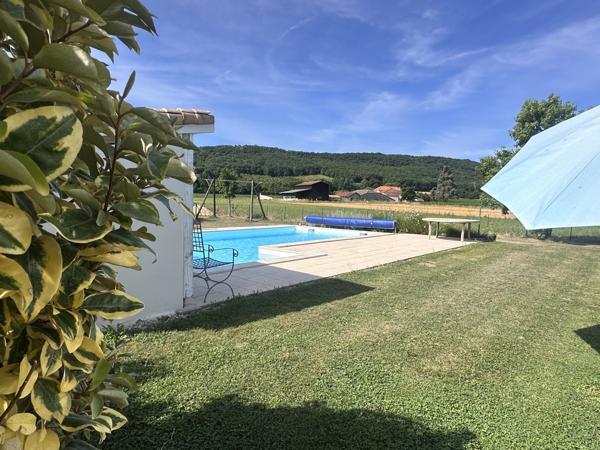 Villeneuve-sur-Lot (47300) Maison d’architecte d'environ 157m² avec piscine et vue dégagée sur la campagne – Villeneuve-sur-Lo