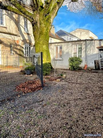 Appartement à vendre à Châlons-en-Champagne dans la Marne (51000), ref : 51084-1248