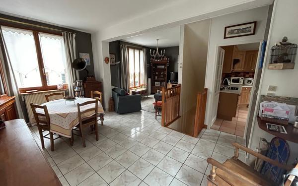 Maison à vendre    4 pièces •  Viroflay