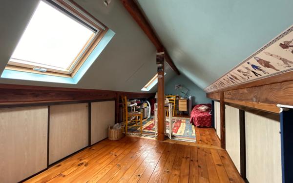 Maison à vendre    4 pièces •  Viroflay