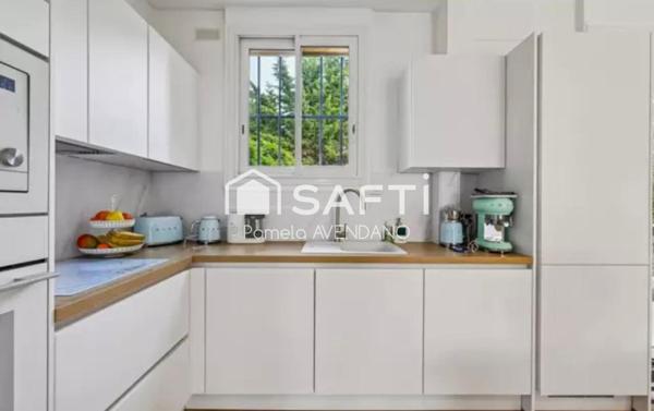 Tout le charme d’une Molière rénovée à La Varenne.