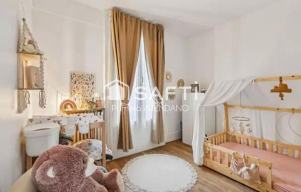 Tout le charme d’une Molière rénovée à La Varenne.