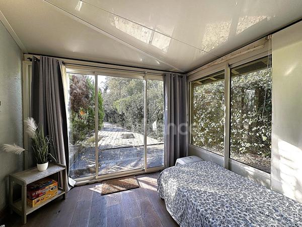 LANTON(33) TAUSSAT LES BAINS - Maison rénovée de Plain-pied de 157 m²- Activité libérale possible- secteur privilégié