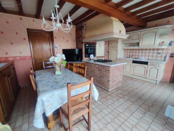 Maison à vendre à Lillers dans le Pas-de-Calais (62190), ref : 62096-338