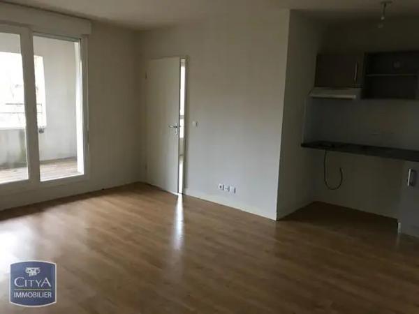 Appartement à louer 2 pièces 41.54m² Lormont (33310)