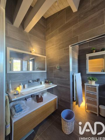 Maison à vendre 4 pièces 146 m² Cotignac