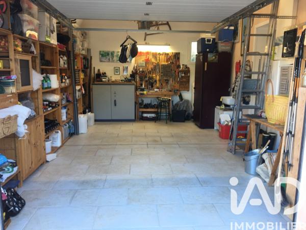 Maison à vendre 4 pièces 146 m² Cotignac