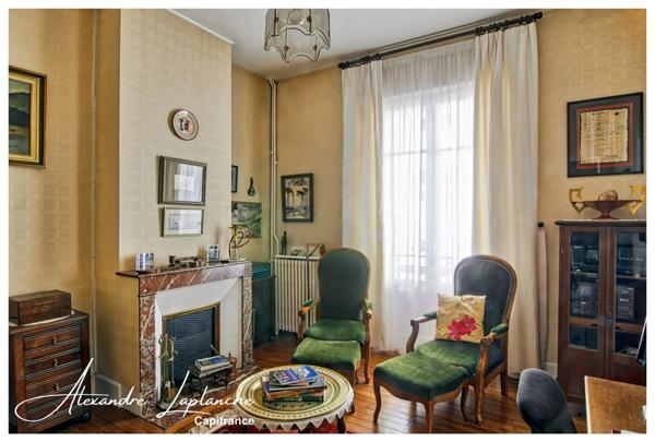 Dpt Tarn et Garonne (82), à vendre MONTAUBAN maison d'architecte des années 30, 10 pièces de 217m² avec jardin et garage.