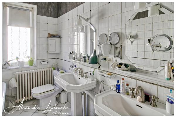 Dpt Tarn et Garonne (82), à vendre MONTAUBAN maison d'architecte des années 30, 10 pièces de 217m² avec jardin et garage.