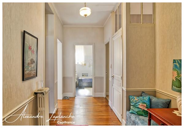 Dpt Tarn et Garonne (82), à vendre MONTAUBAN maison d'architecte des années 30, 10 pièces de 217m² avec jardin et garage.