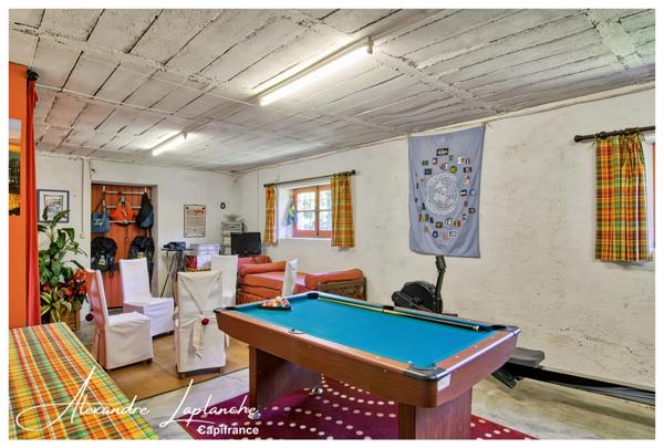 Dpt Tarn et Garonne (82), à vendre MONTAUBAN maison d'architecte des années 30, 10 pièces de 217m² avec jardin et garage.