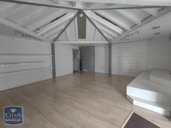 Location local commercial Saint-Chamond (42400)