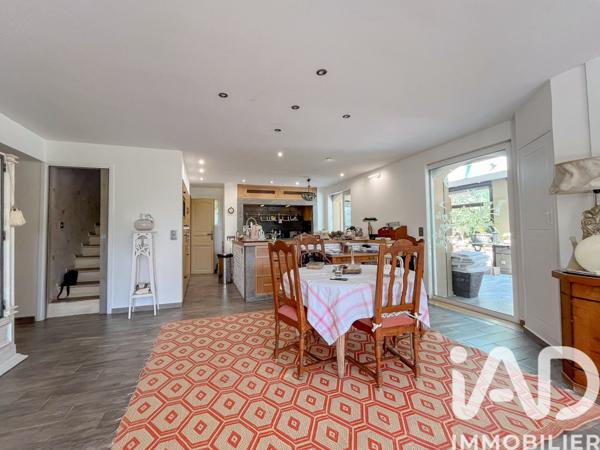Maison à vendre 7 pièces 165 m² Cogolin