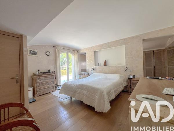 Maison à vendre 7 pièces 165 m² Cogolin