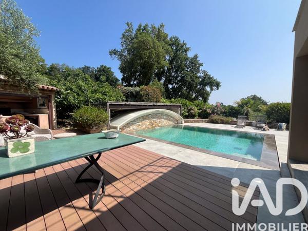 Maison à vendre 7 pièces 165 m² Cogolin