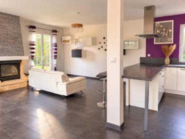 Maison à vendre 7 pièces proche de CHAUMONT EN VEXIN (60)