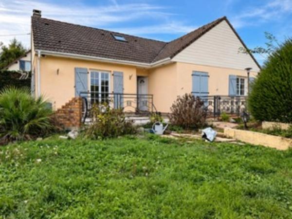 Maison à vendre 7 pièces proche de CHAUMONT EN VEXIN (60)