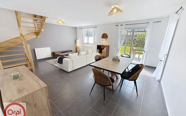 Maison à louer    4 pièces • 95 m2 Artiguelouve