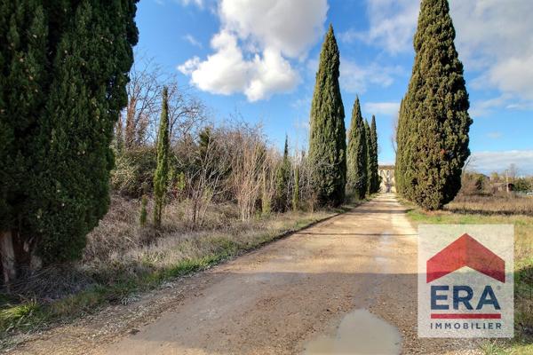 Ensemble immobilier à Courthézon