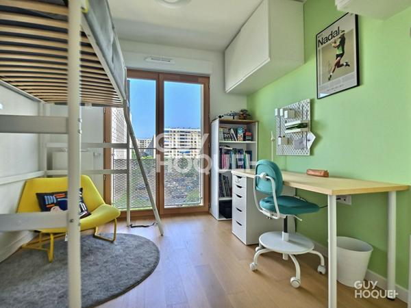 À VENDRE BEAU 4 PIÈCES DE 83m² + BALCON + PARKING SOUS-SOL