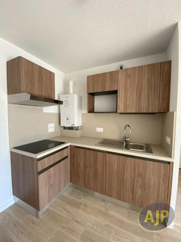 Appartement à louer Challans : 2 pièces, 37m² avec 1 chambre(s) à 540€ - AJP Immobilier Challans