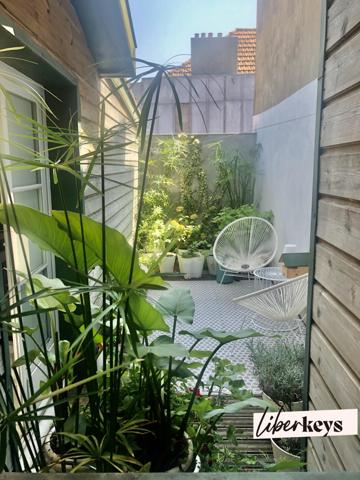 T4 en duplex de 130m2 au sol avec terrasse dans le centre piétonnier