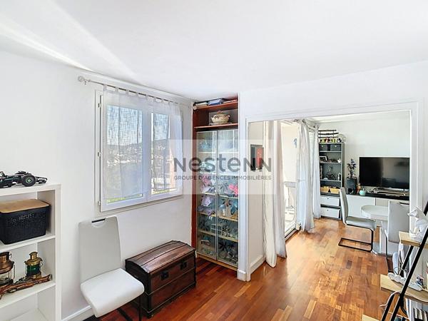 Appartement familial 4 pièces, proche commerces et écoles.