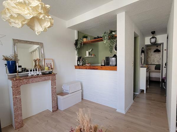 BORDEAUX ORNANO / PALAIS DE JUSTICE - T1 bis lumineux libre.