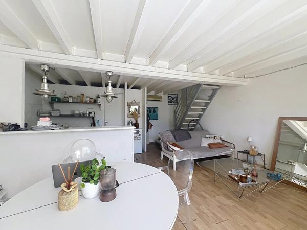 Maison en front de mer à 30 m de la plage avec fort potentiel, Canet plage